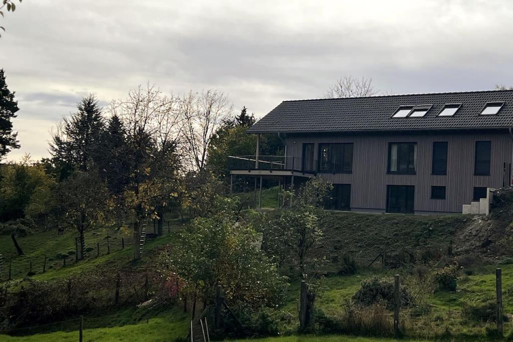 The Forest Retreat- Luxurioese Ferienwohnung Mit Privater Sauna ヴェルメルスキルヒェ エクステリア 写真